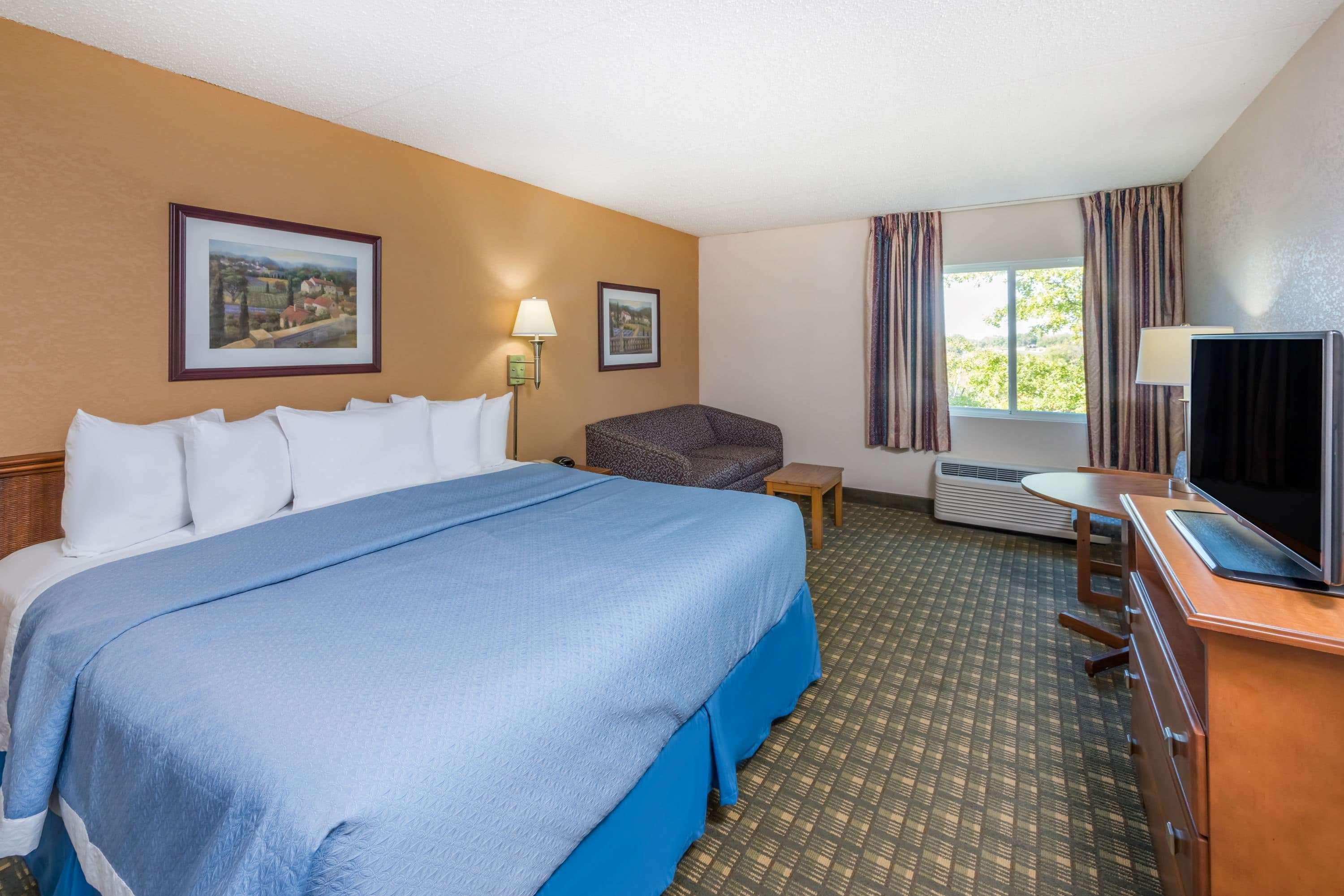 Days Inn by Wyndham Kirksville Eksteriør billede