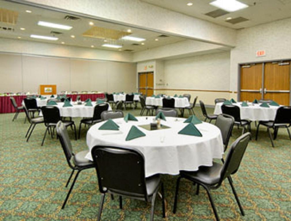Days Inn by Wyndham Kirksville Restaurant billede