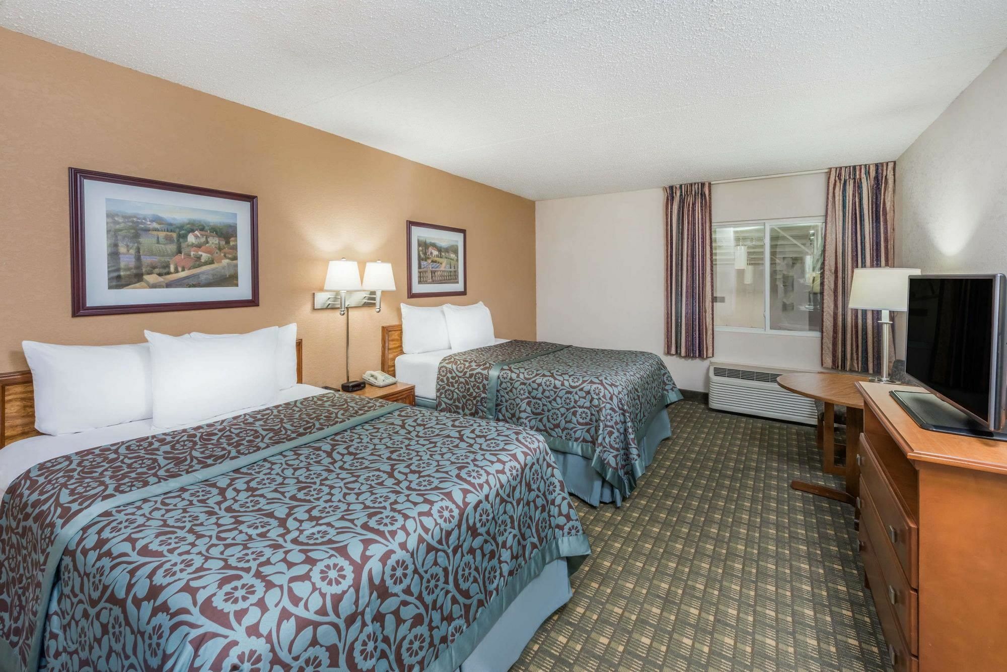 Days Inn by Wyndham Kirksville Eksteriør billede